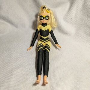 Queen Bee - Miraculous: Tales Of Ladybug Cat Noir Doll Action Figure